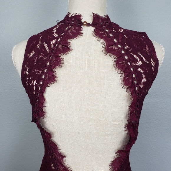 SAYLOR X FREE PEOPLE Cherie Bodycon Lace Mini Open Back Dress Burgundy XS - Picture 8 of 11